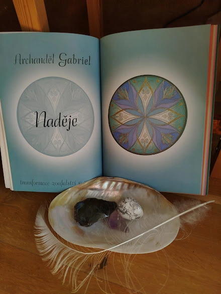 Andělská meditace s mandalami pro vnitřní klid a radost